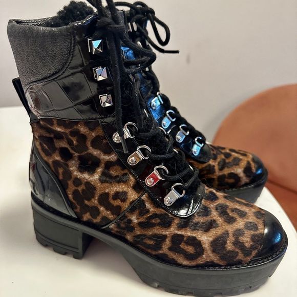 Michael Kors Boots size 6 - Picture 1 of 11